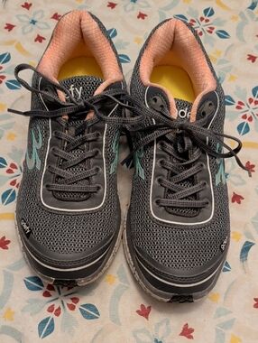 Gdefy Sneakers Mighty Walk